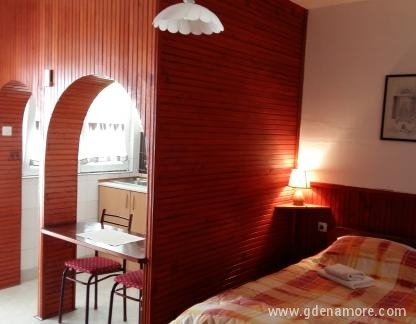 Apartmaji Zec-Canj, Aprtman 5-7, zasebne nastanitve v mestu Čanj, Črna gora - Apart. br.5
